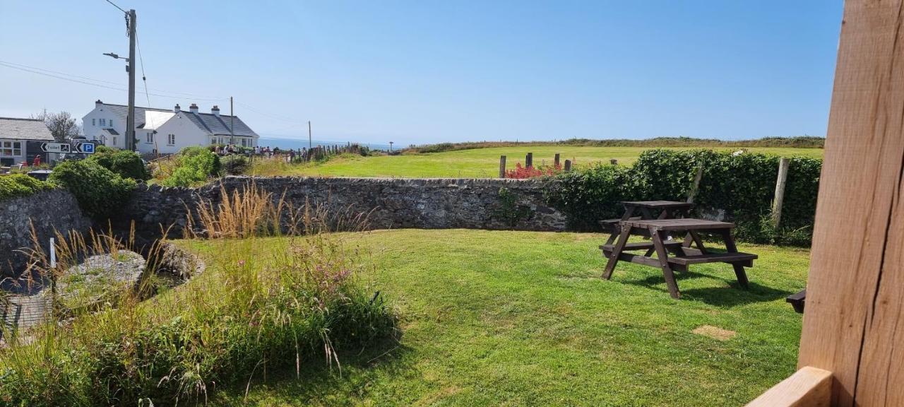 The Lobster Pot Cottage Church Bay Llanrhyddlad Exterior foto